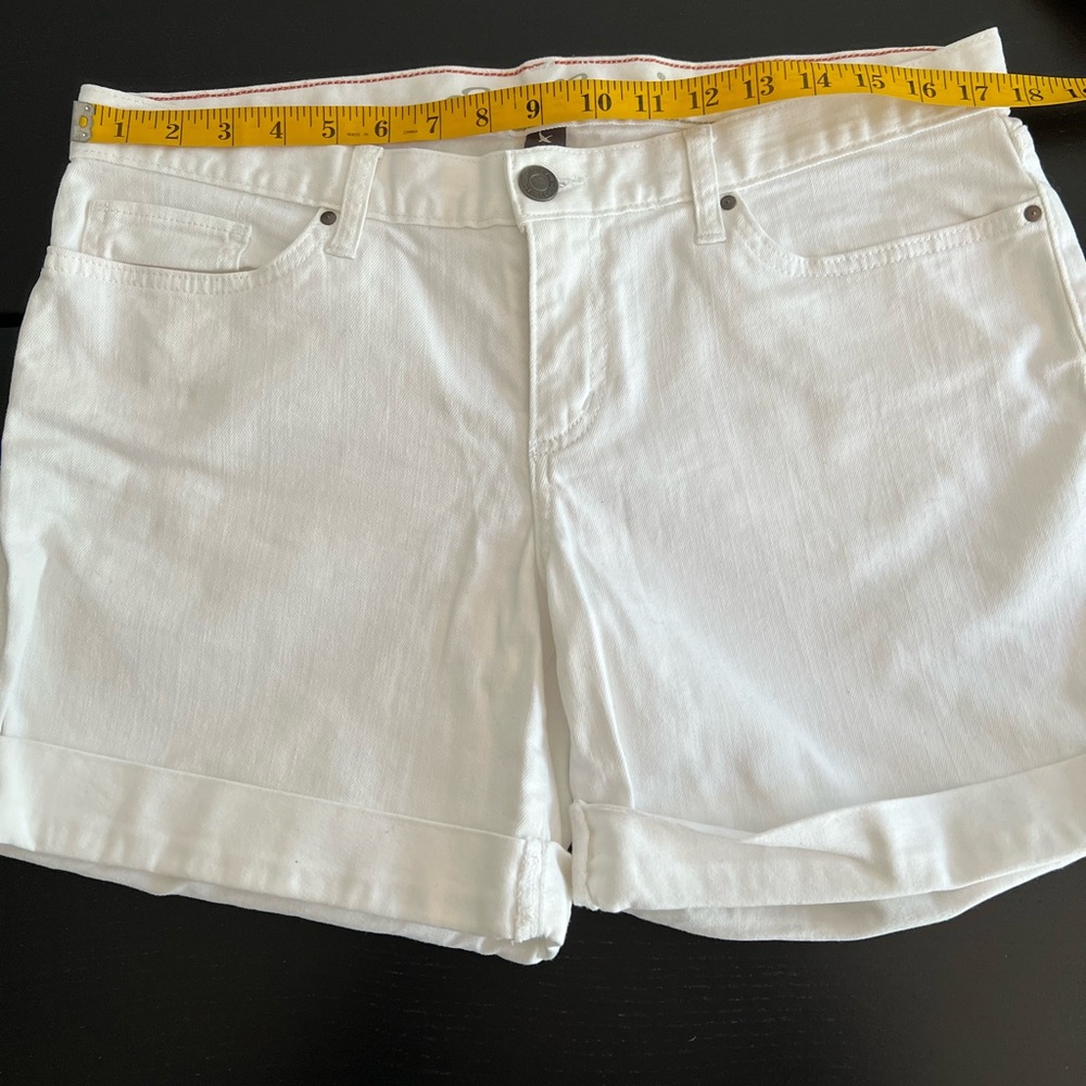 Eddie Bauer Boyfriend Rolled Up White Jean Shorts - Picture 7 of 13